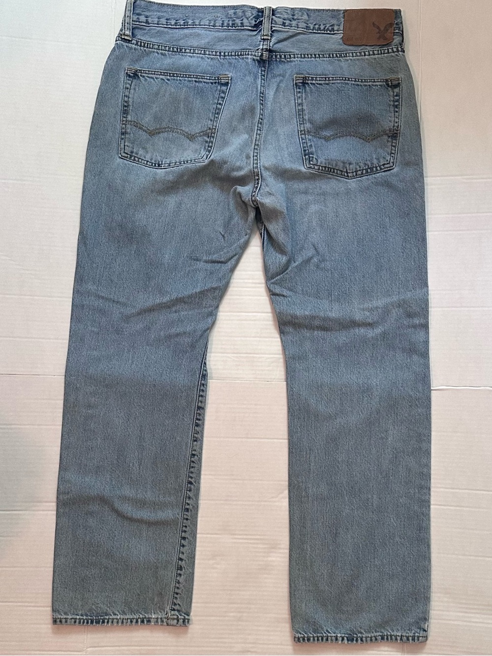 American Eagle Classic Light Blue Men’s Jeans - Casual Straight Fit